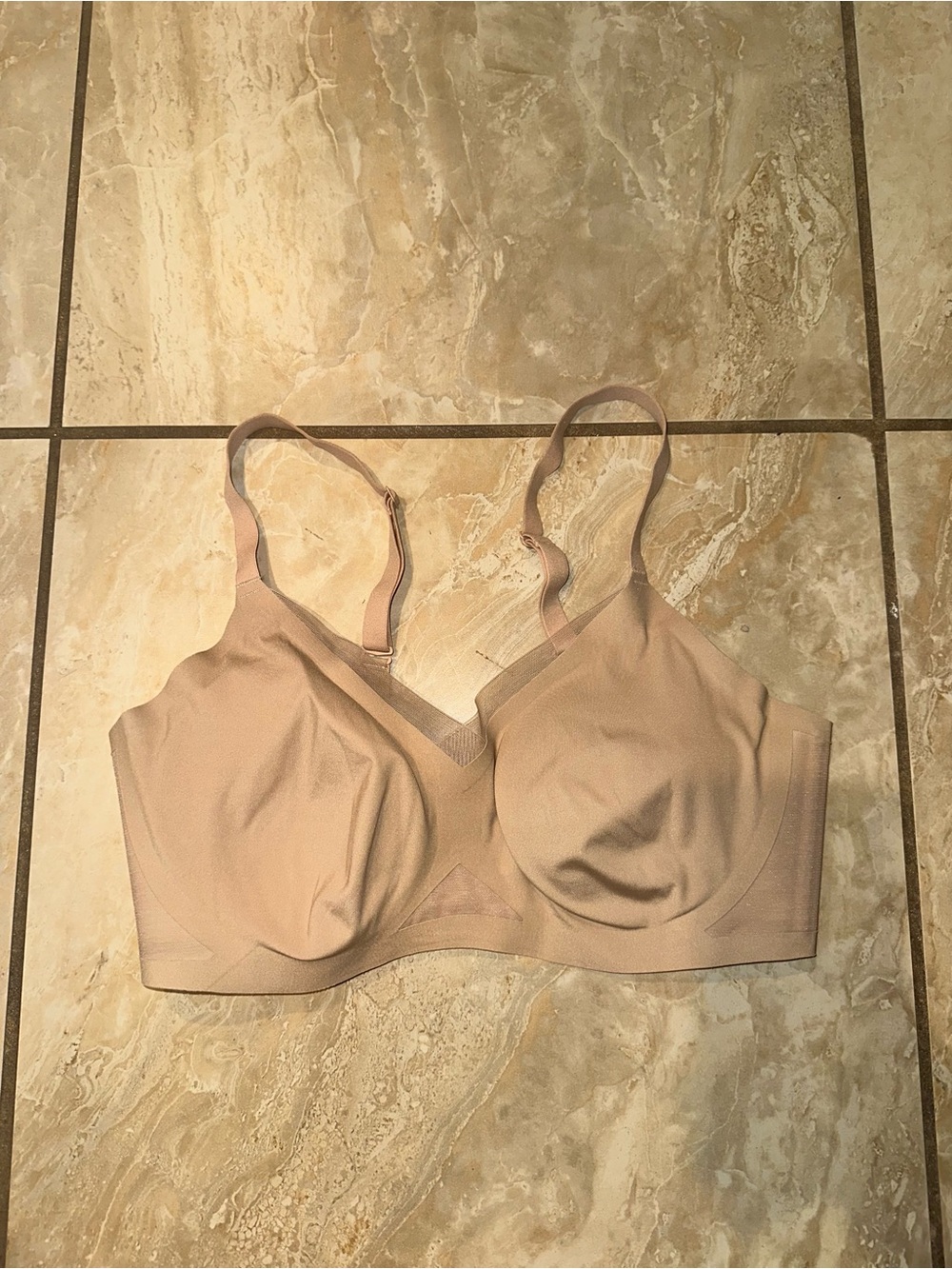 Nude Honeylove Crossover wireless bra Size M